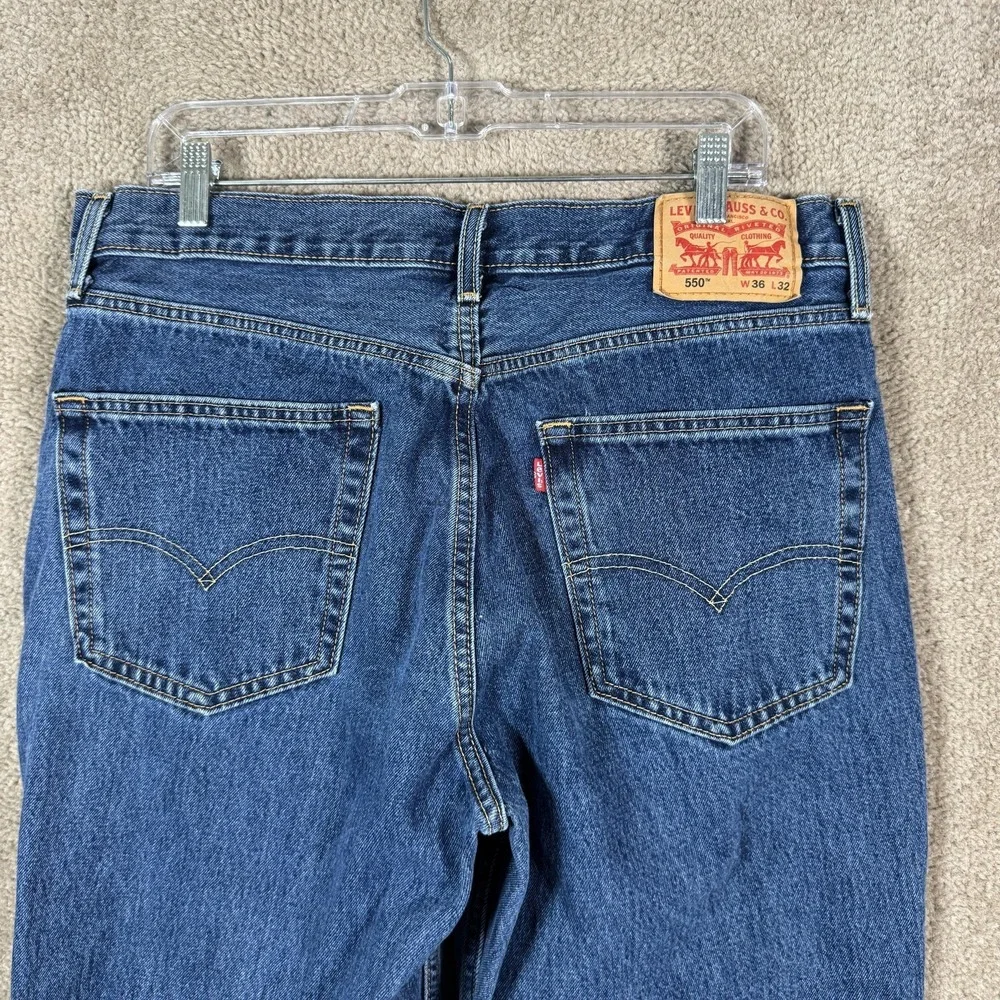 Levi's 550 Jeans Mens 36x32 Blue‎ Relaxed Fit Tapered Leg Medium Wash Denim